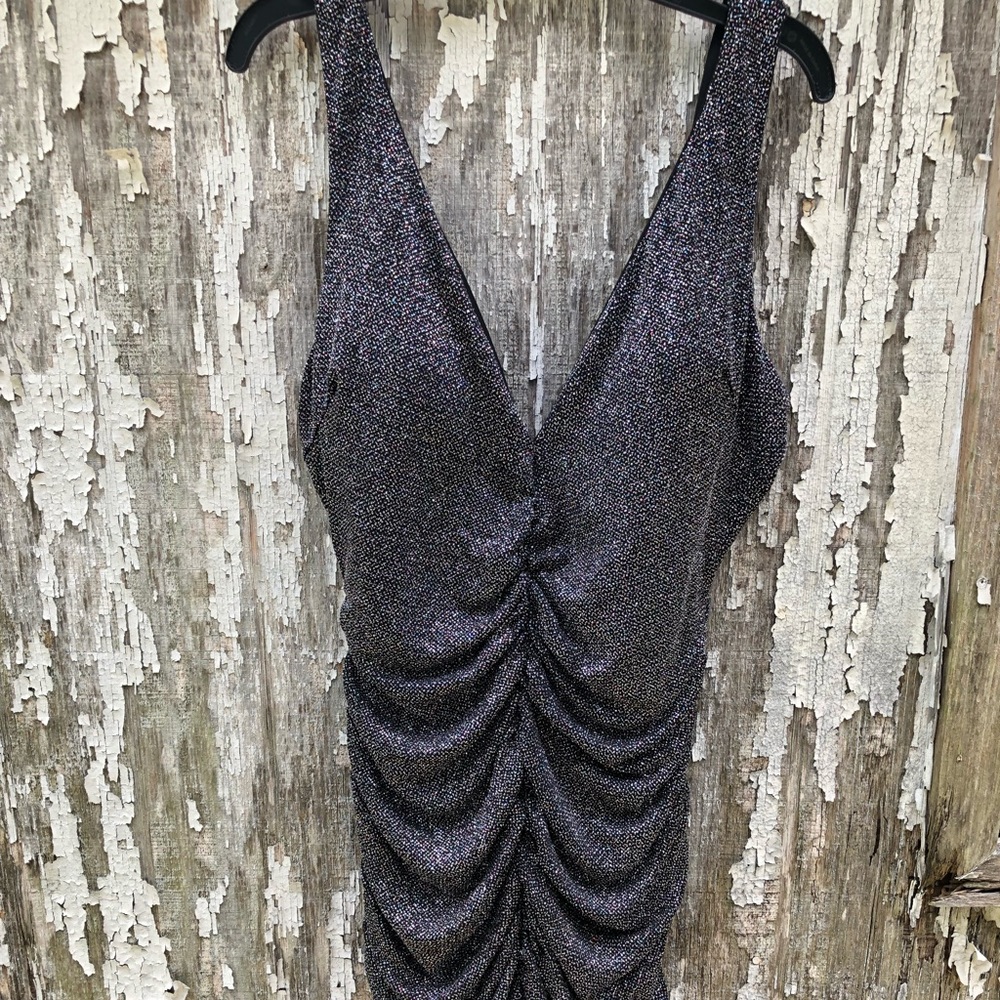 ❤️ NWT glitter ruched dress